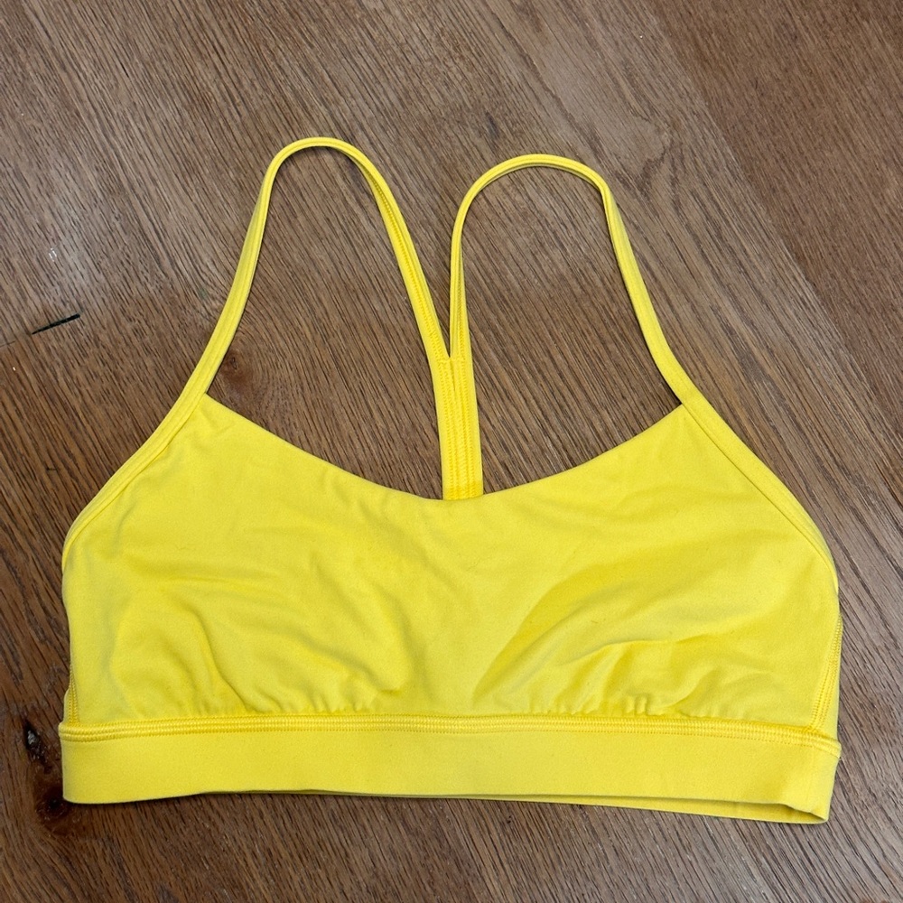 Lululemon Flow Y Bra Light Support, A-C cups, yellow, size 8, worn once/like new
